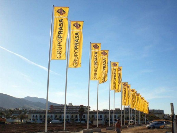 Advertising Flags | HEB Parasol, Gazebo, Flag